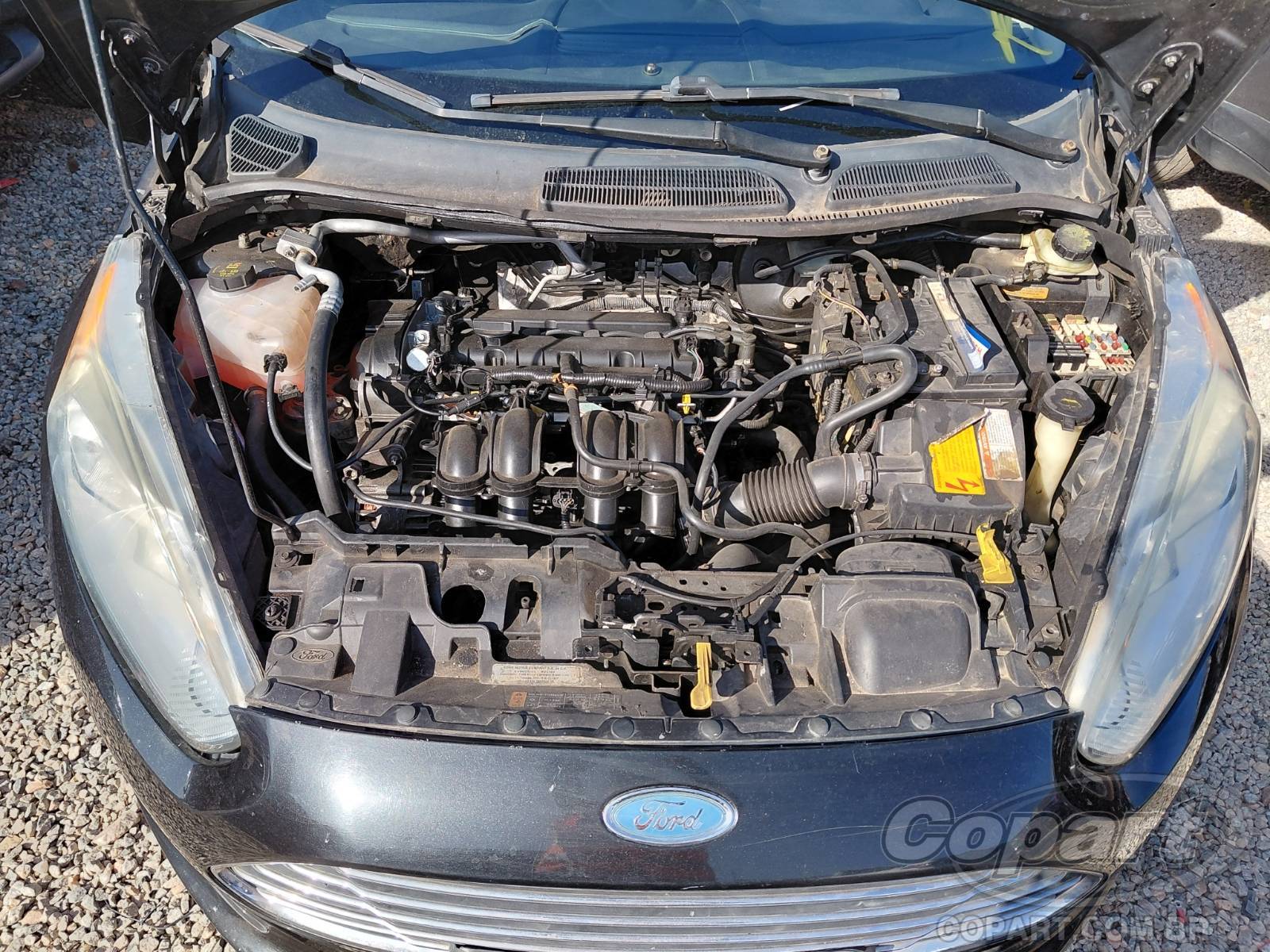 Foto 7 de 11: 2014 FORD FIESTA SEDAN