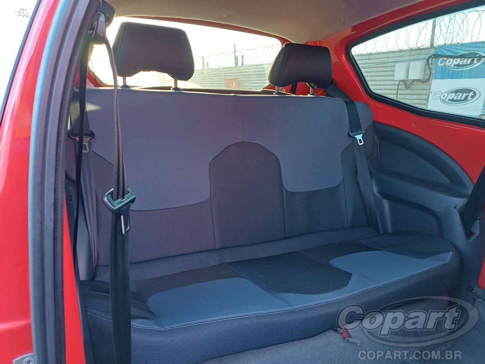 Foto 6 de 11: 2013 FORD KA