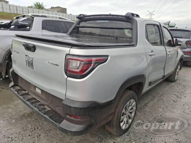 2024 FIAT STRADA CD 