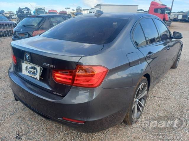 2014 BMW SERIE 3 