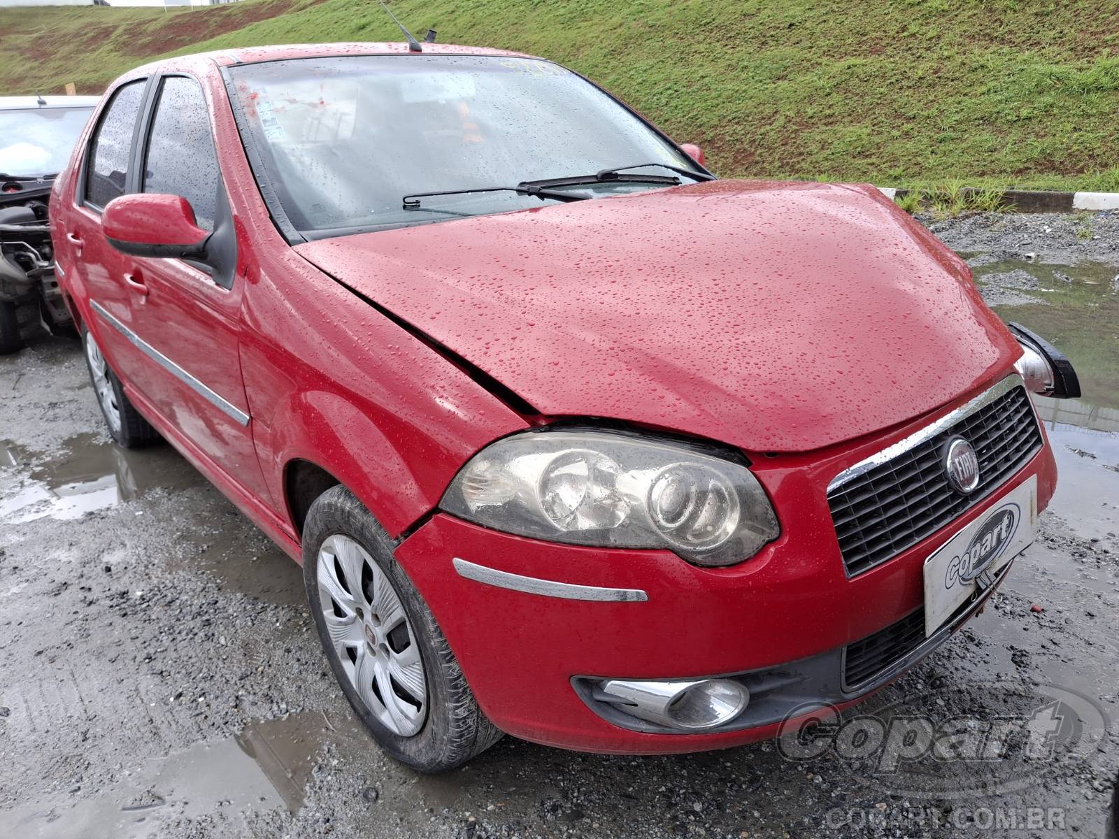 Veículo Fiat Siena Fiat Siena Essence Dualogic 1.6 16V E.torQ 2012 Colisão Média Monta 2012 em leilão