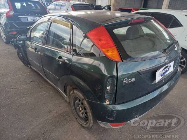 2002 FORD FOCUS 