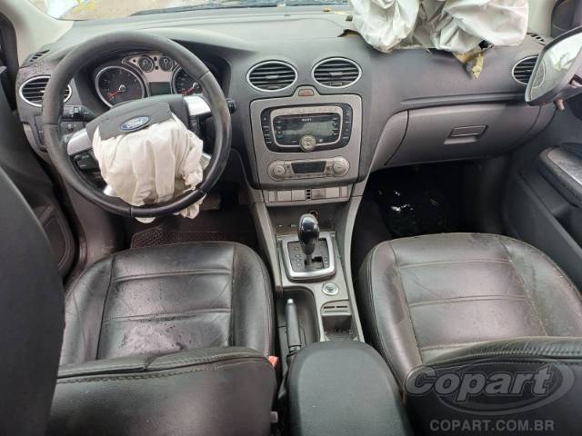 2009 FORD FOCUS SEDAN 