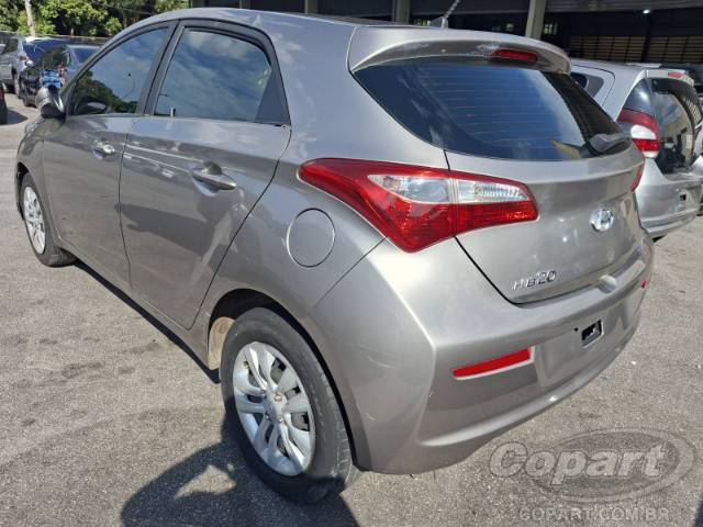 2017 HYUNDAI HB20 
