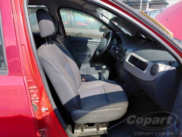 2009 RENAULT SANDERO 