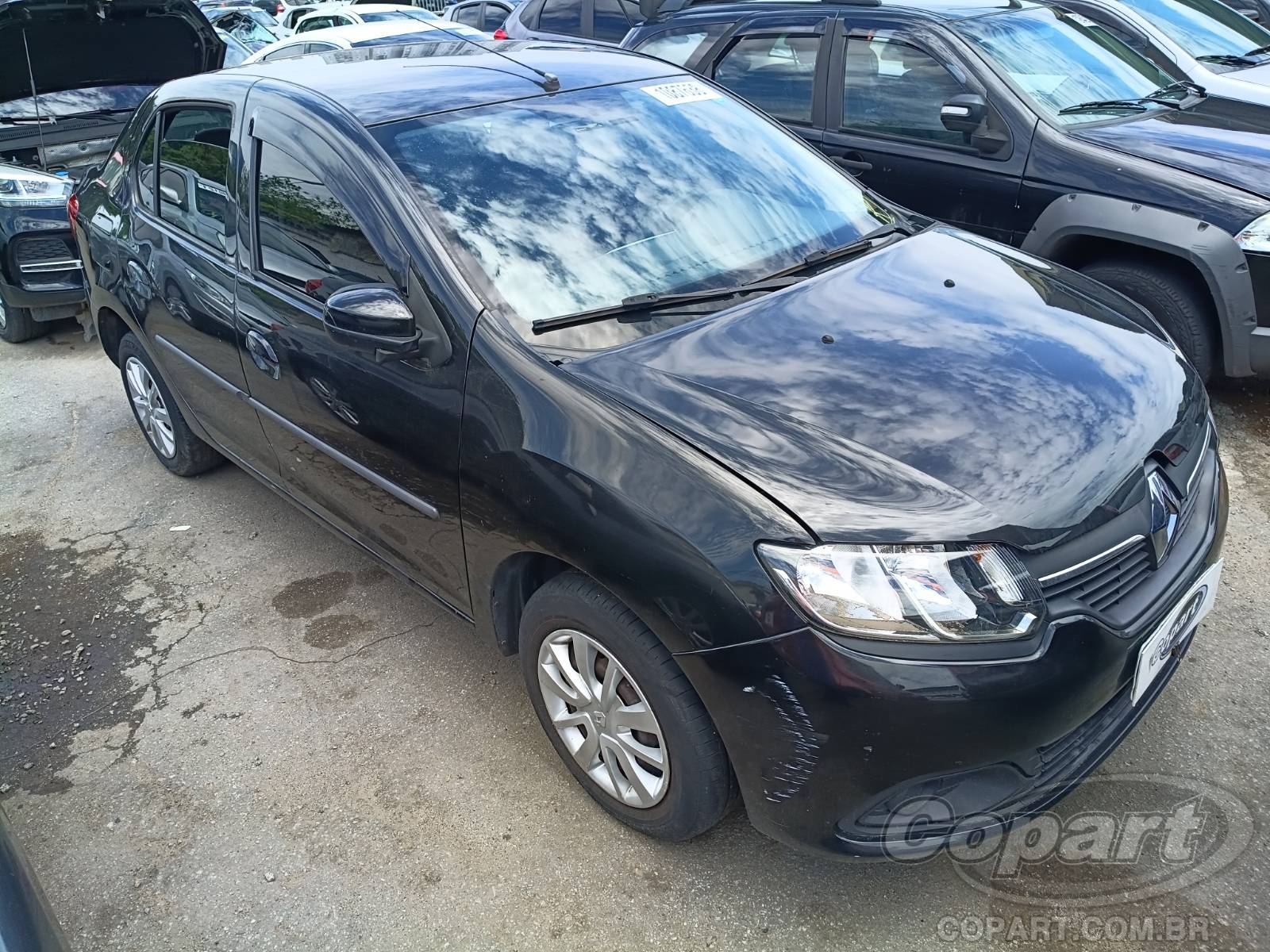 Veículo Renault Logan Renault Logan Expression 1.0 16V Hi-Power 2015 2015 em leilão