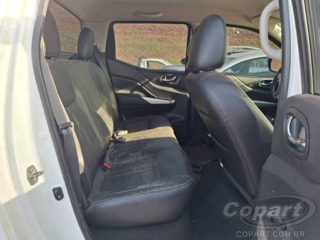 2017 NISSAN FRONTIER CD 