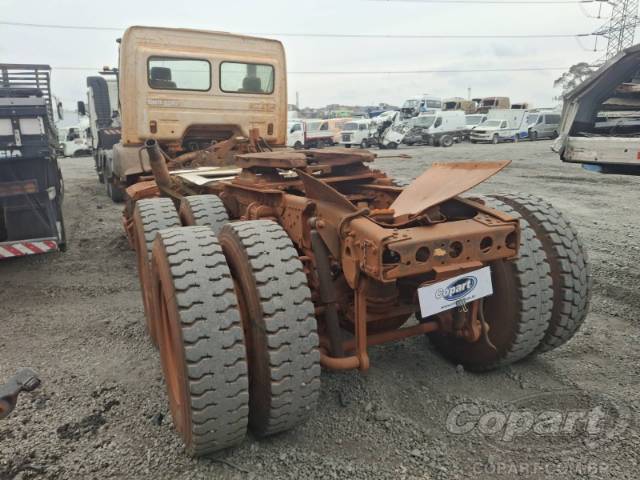 2014 MERCEDES BENZ AXOR 