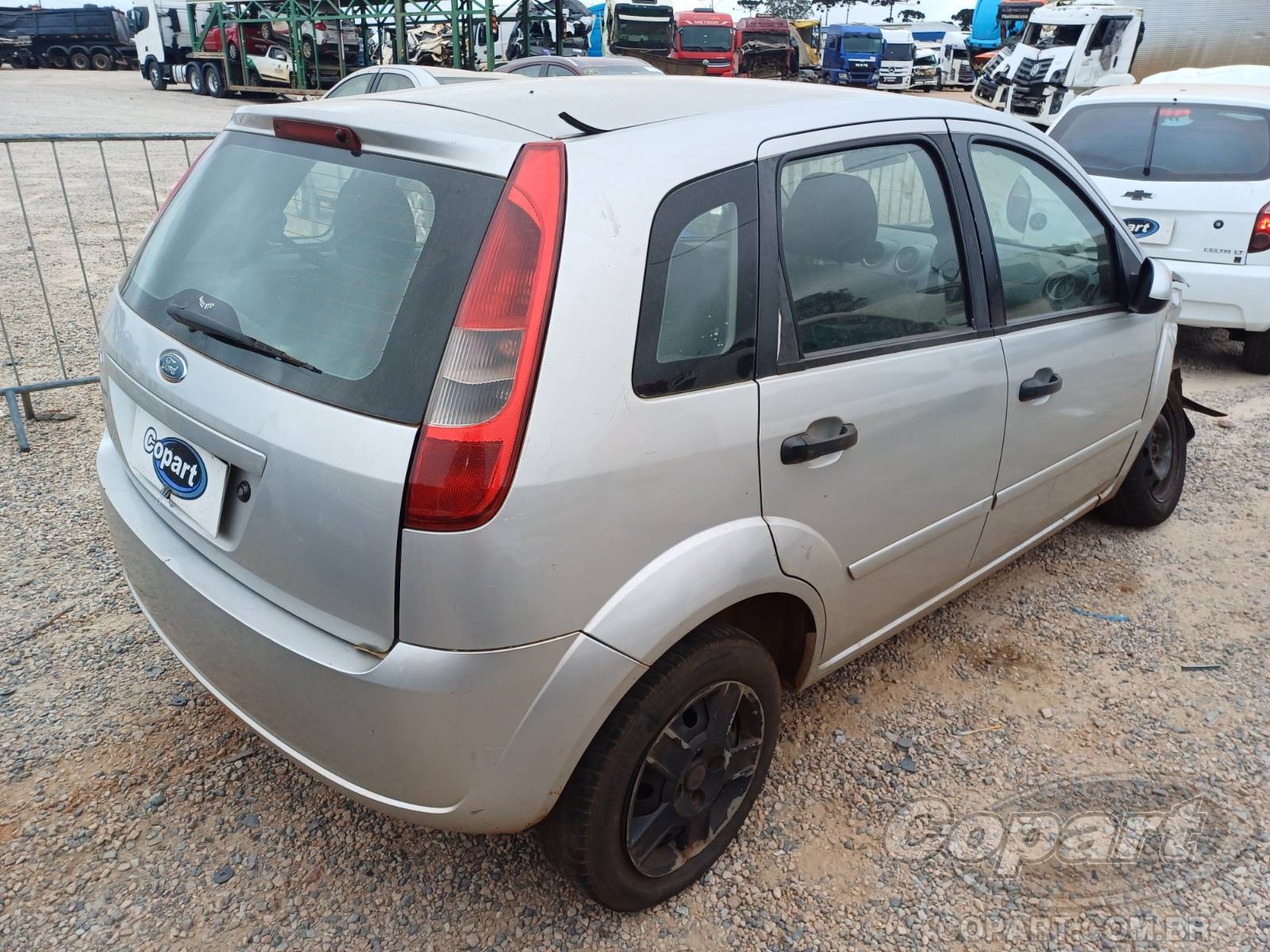 Foto 4: 2004 FORD FIESTA