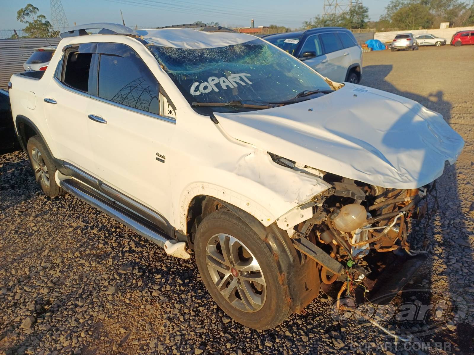Veículo FIAT Toro Fiat Toro Volcano AT9 2.0 MultiJet Turbo 2018 Colisão Média Monta 2018 em leilão