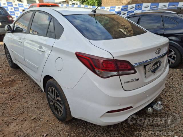 2017 HYUNDAI HB20S 