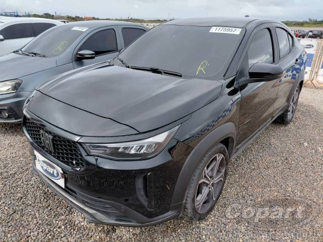 2023 FIAT FASTBACK 