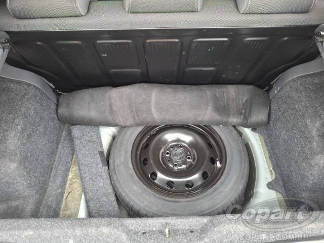 2015 FIAT PUNTO 