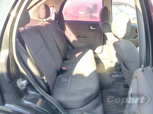 2010 CHEVROLET CORSA SEDAN 