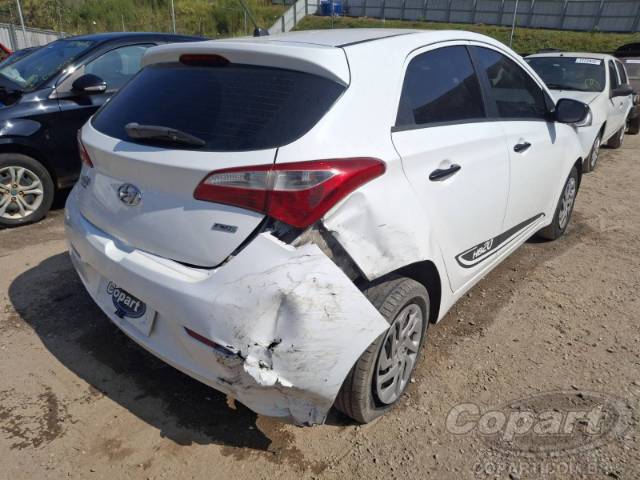 2014 HYUNDAI HB20 