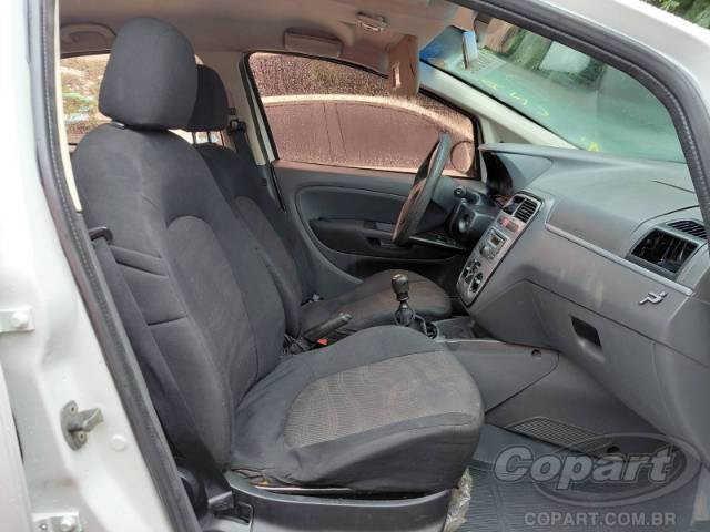 2011 FIAT PUNTO 