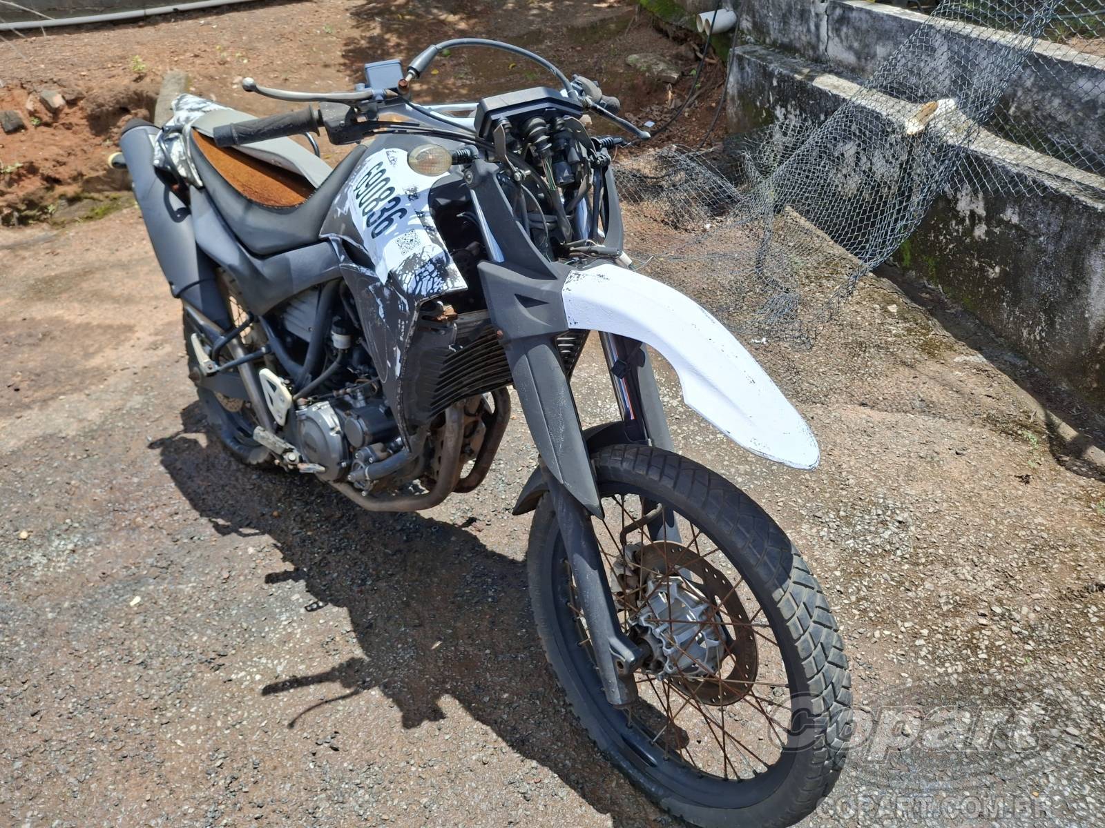 YAMAHA XT 660R