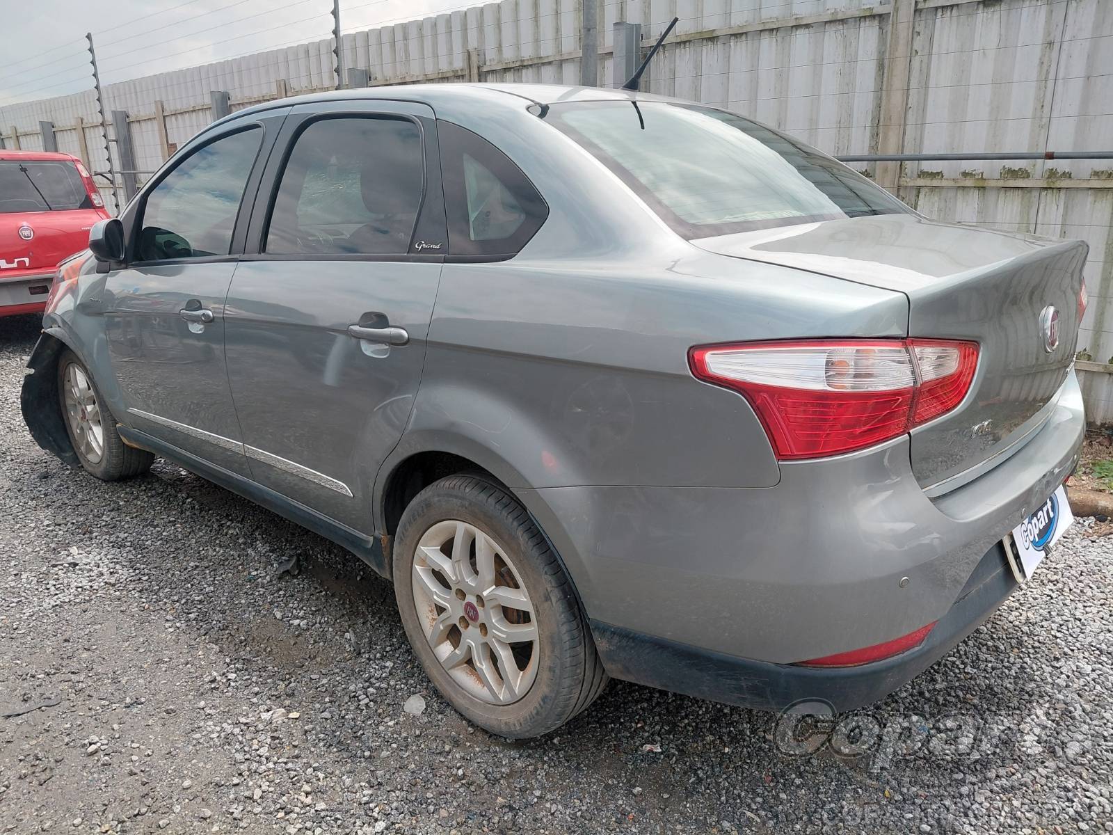 Foto 3: 2015 FIAT GRAND SIENA