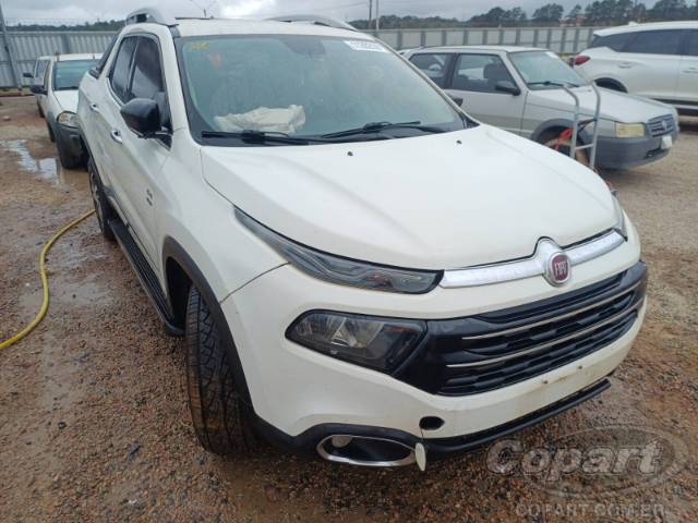 2018 FIAT TORO 
