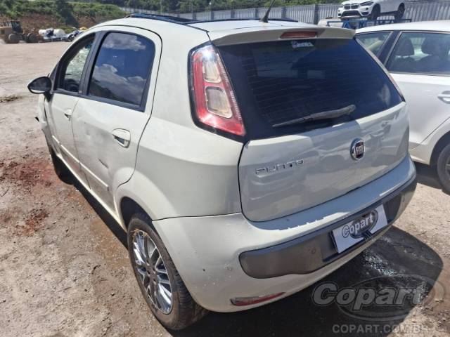 2014 FIAT PUNTO 