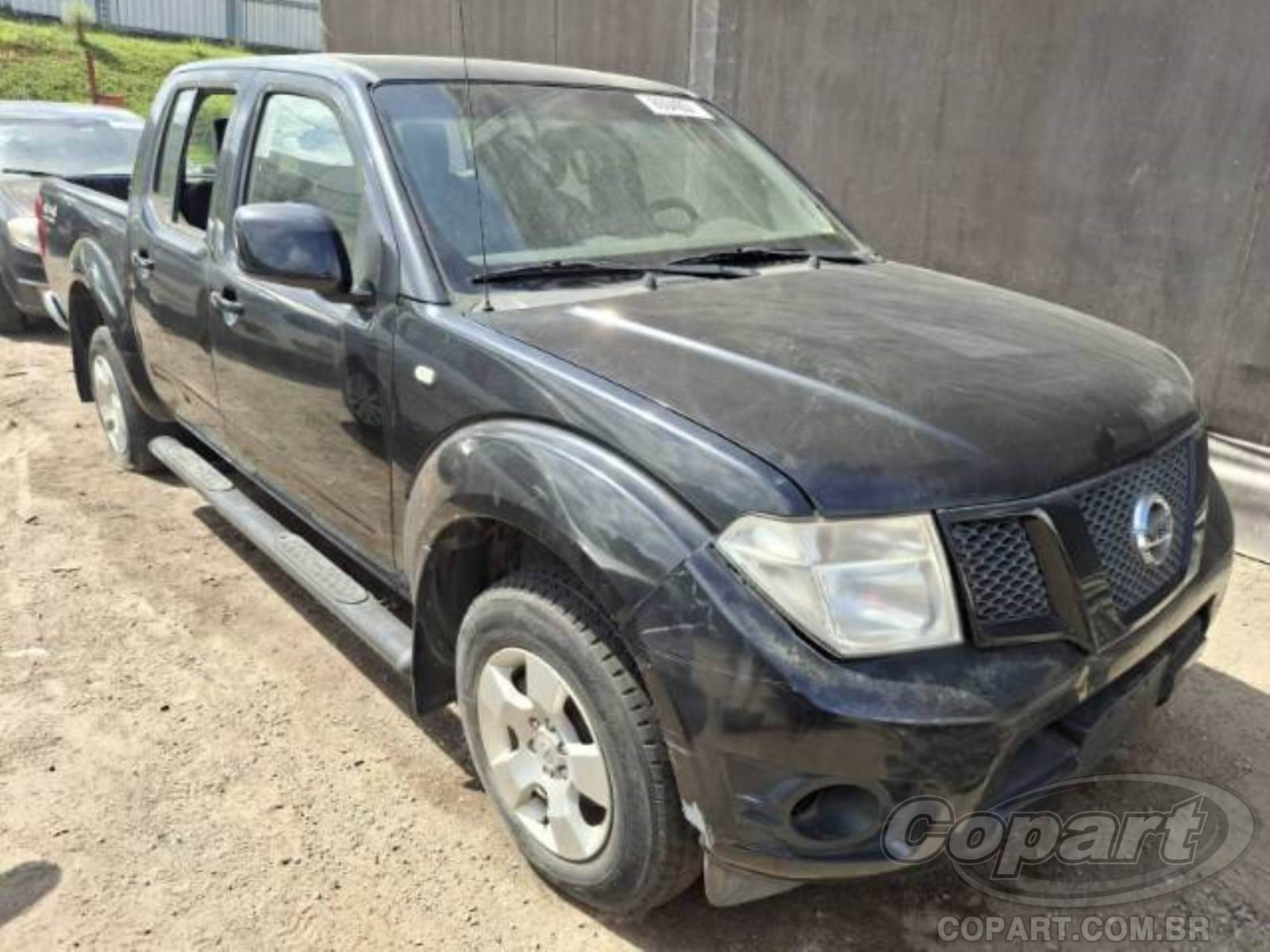 Nissan Frontier CD