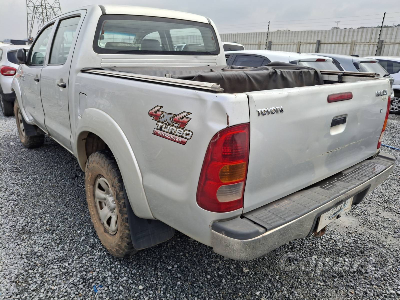 2010 TOYOTA HILUX CD — foto 3 de 14