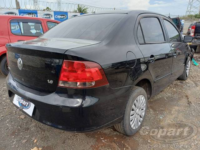 2011 VOLKSWAGEN VOYAGE 