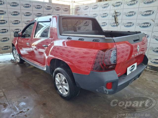 2018 RENAULT DUSTER OROCH 