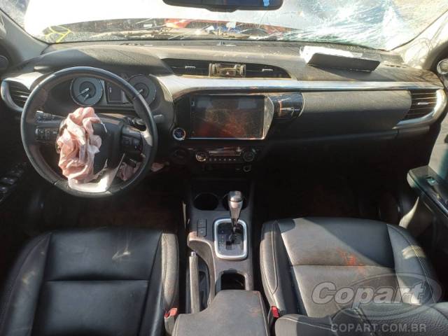 2024 TOYOTA HILUX CD 