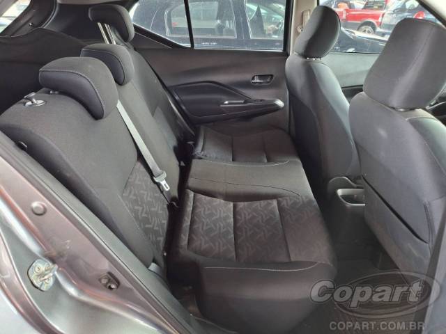 2025 NISSAN Kicks Play 
