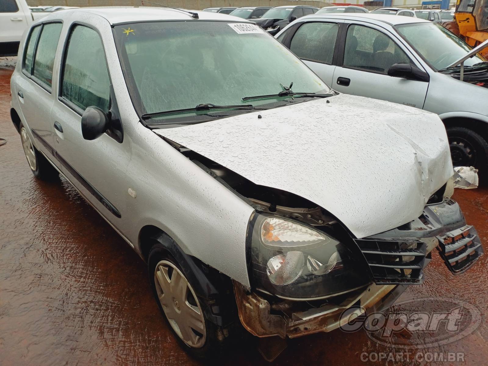 Veículo Renault Clio RENAULT CLIO 1.0 16V HI-FLEX 2010 2011 em leilão