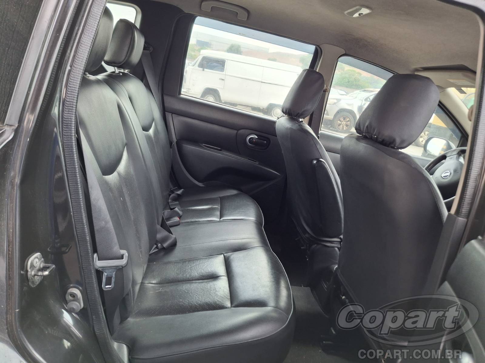 2013 NISSAN LIVINA — foto 6 de 11
