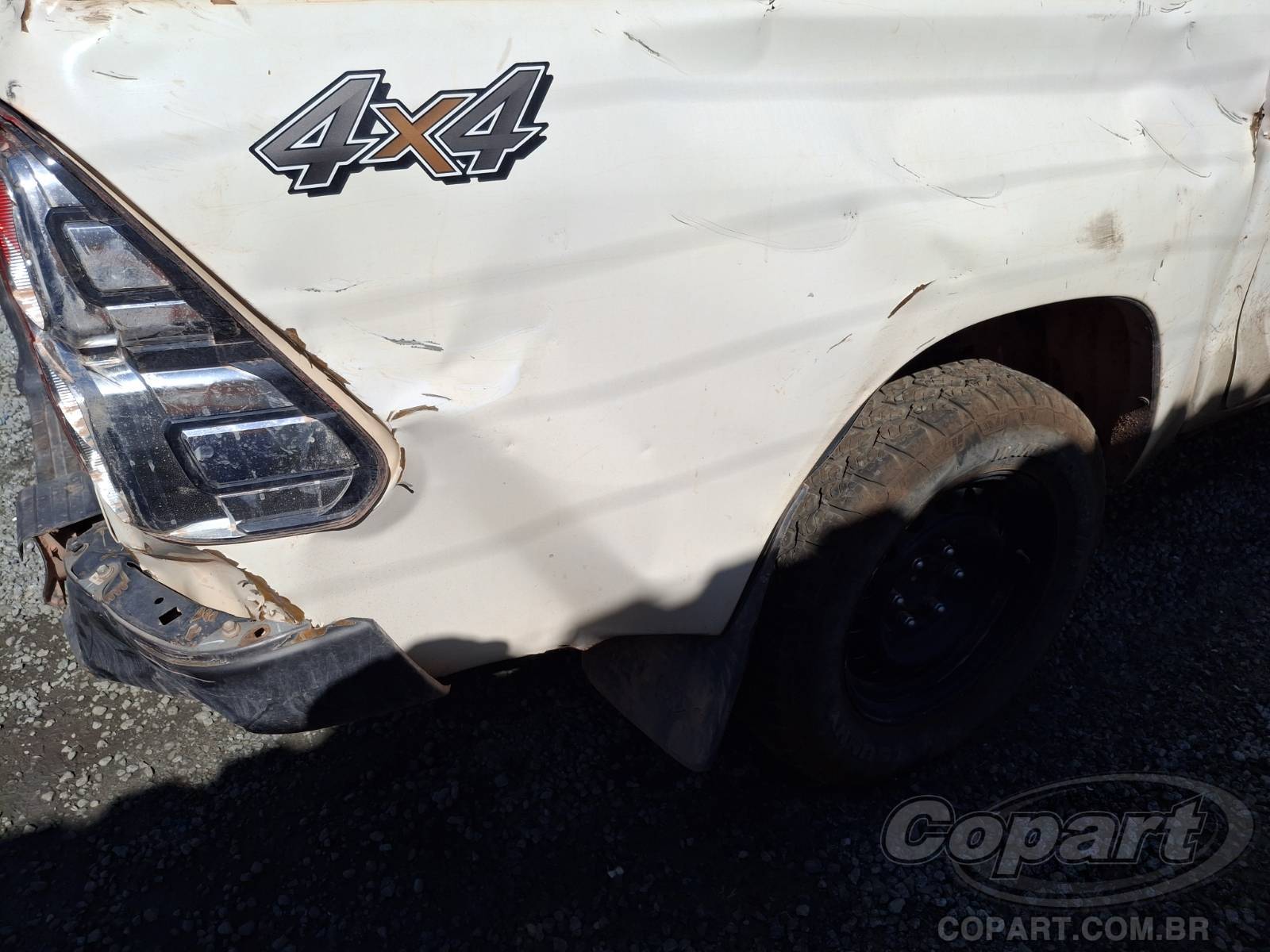 2025 TOYOTA HILUX CD — foto 15 de 15