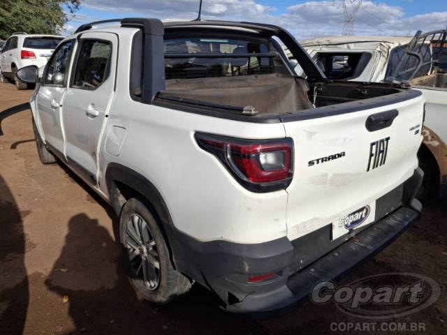 2024 FIAT STRADA CD 