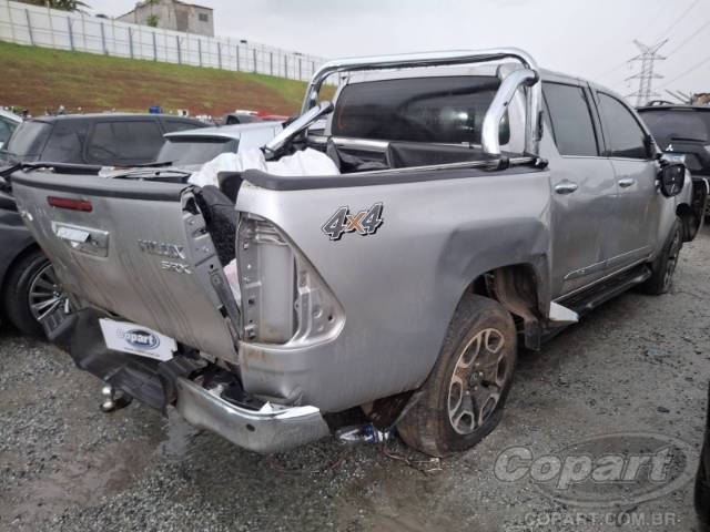 2022 TOYOTA HILUX CD 