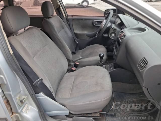 2006 CHEVROLET CORSA SEDAN 