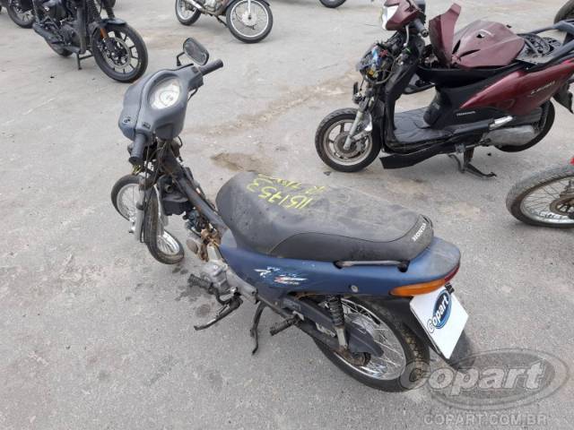2001 HONDA C 100 