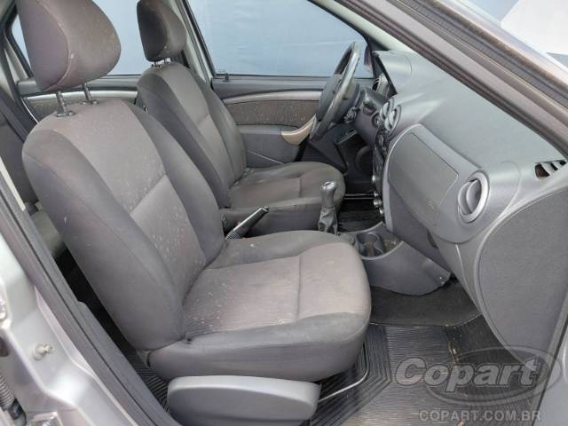 2013 RENAULT LOGAN 