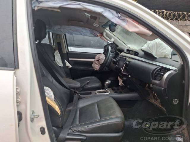 2023 TOYOTA HILUX CD 