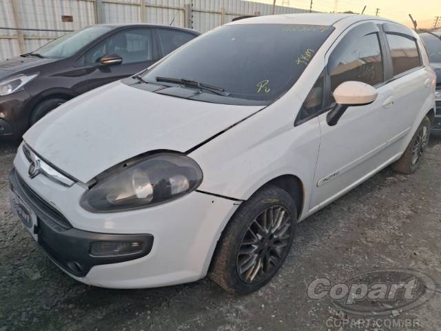 2014 FIAT PUNTO 