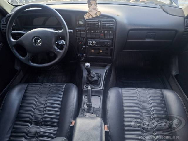 1994 CHEVROLET OMEGA 