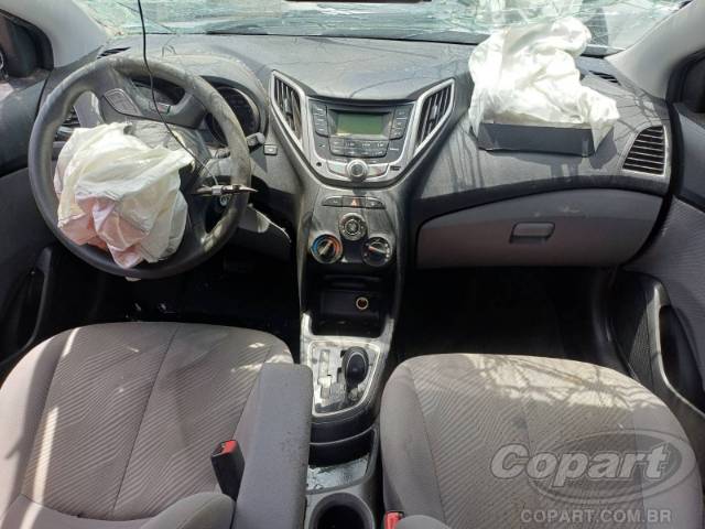 2014 HYUNDAI HB20S 
