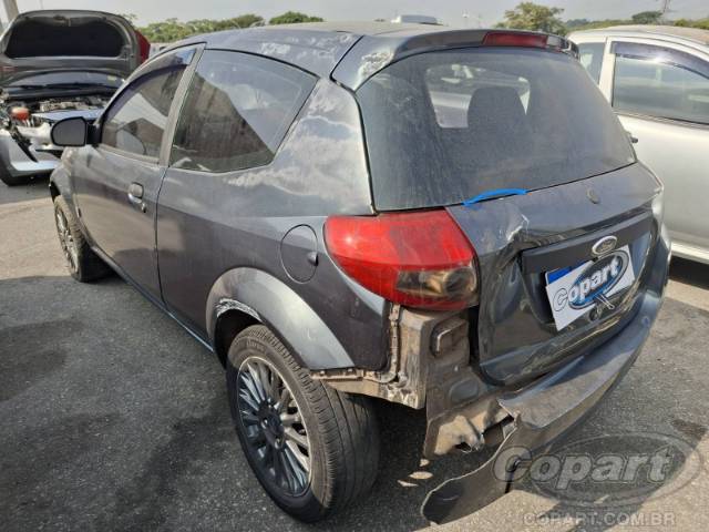2011 FORD KA 