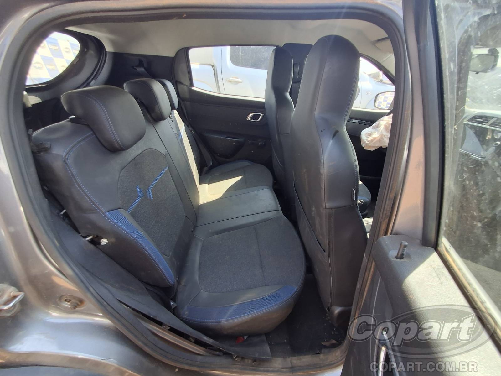 2026 RENAULT KWID — foto 6 de 10