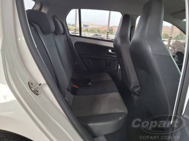 2016 VOLKSWAGEN UP 