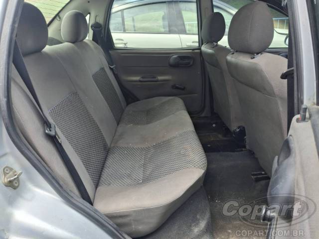 2010 CHEVROLET CLASSIC 