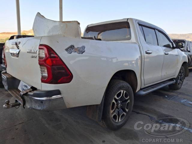 2023 TOYOTA HILUX CD 