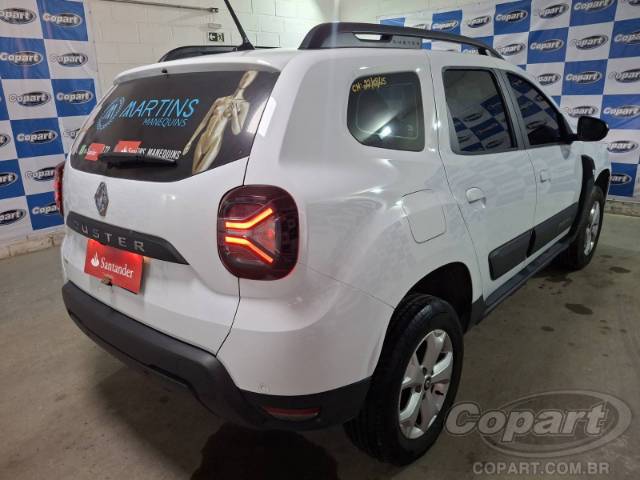 2025 RENAULT DUSTER 