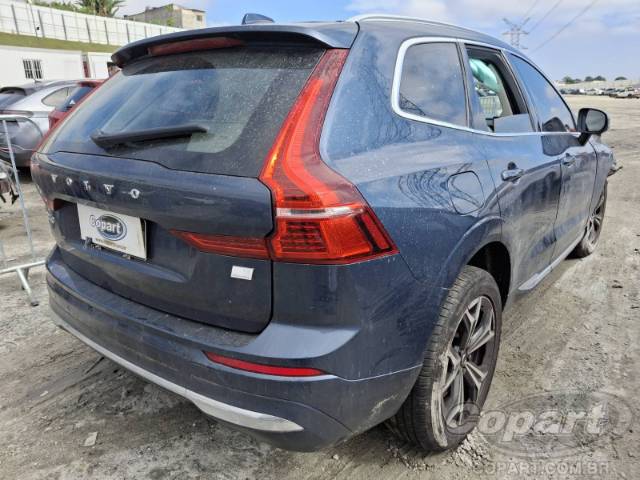 2022 VOLVO XC60 