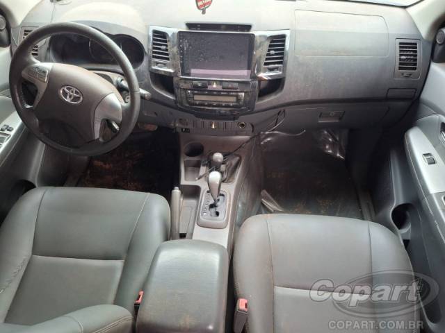 2013 TOYOTA HILUX CD 